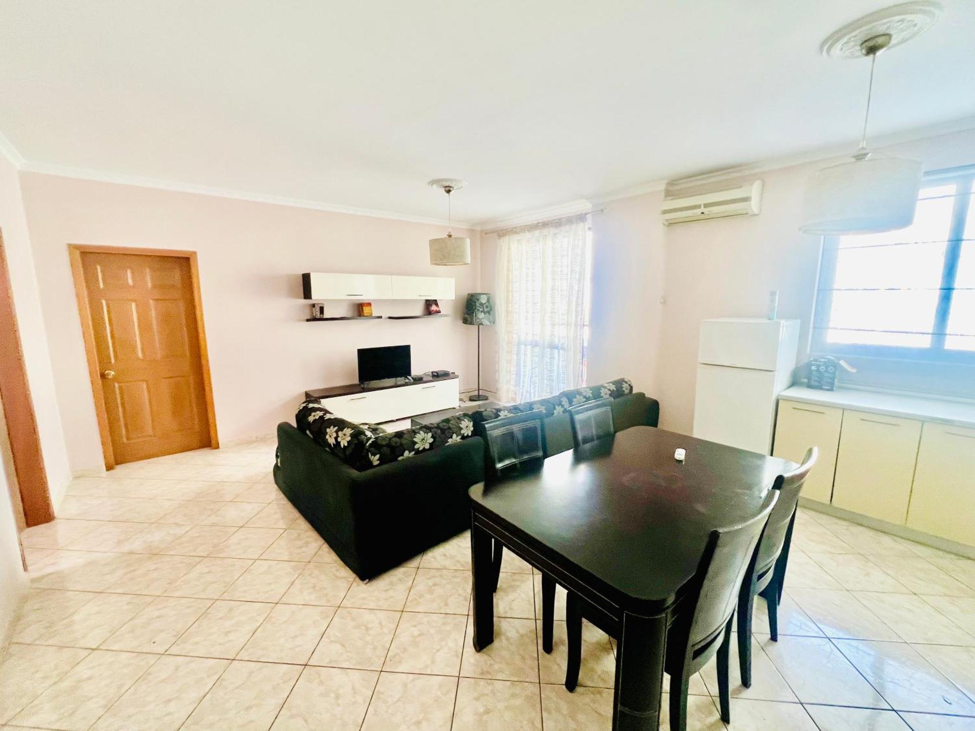 Lovely 3-Bedroom Rental Unit In Durrës Exteriér fotografie